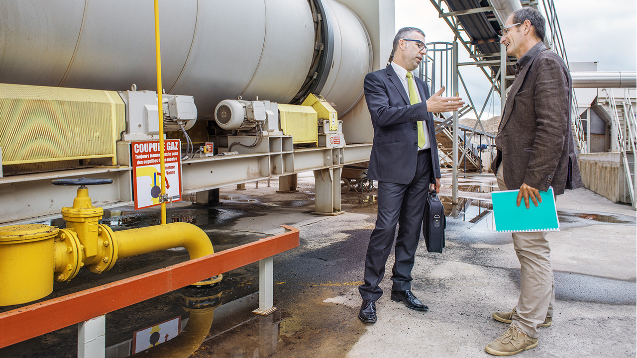 Philippe Thiriet discute